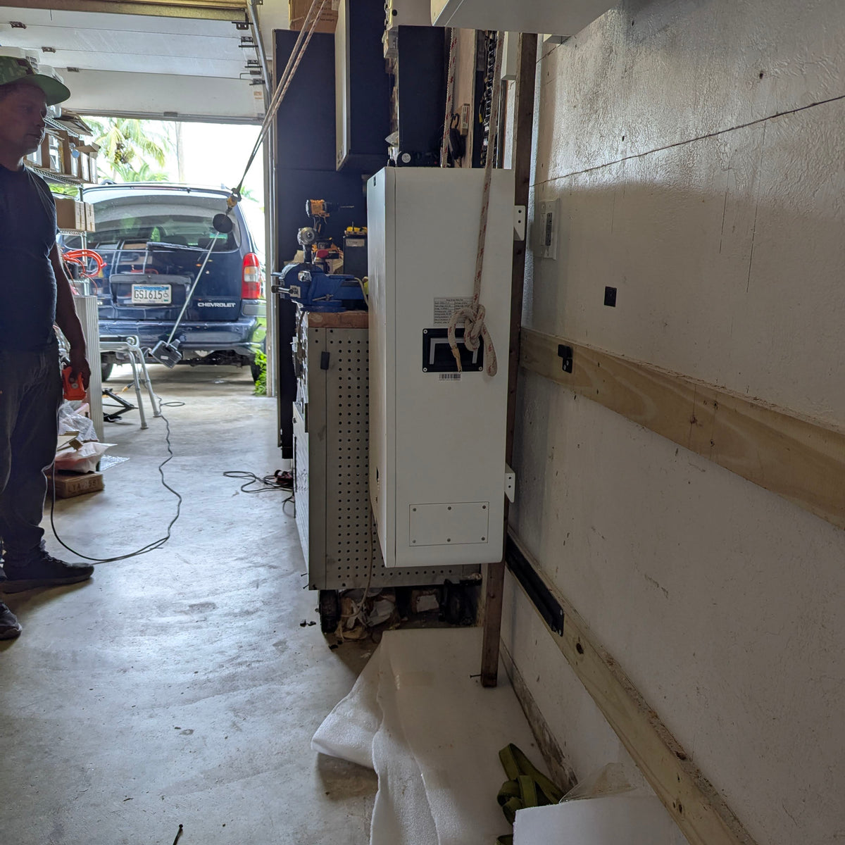 4I 48v DC Wall Mount Lifepo4 Battery - Solar Energy Storage - Inclusive Inc