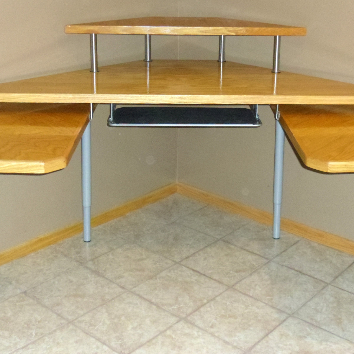 Maverick Corner Wheelchair Desk with six height adjustable legs